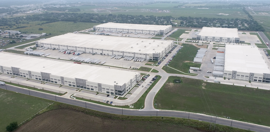 Aerial image of buildings in Kyle 35 Logistics Park