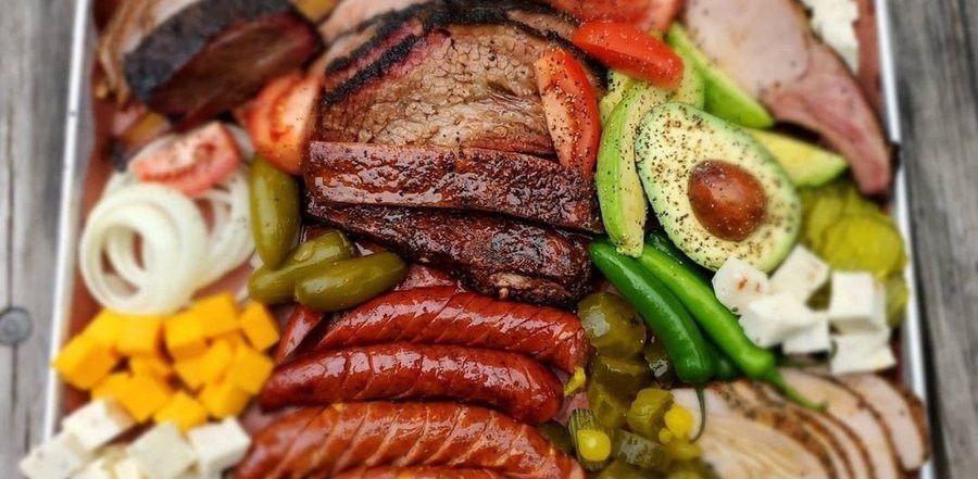 Hays Co Bar-B-Que platter.